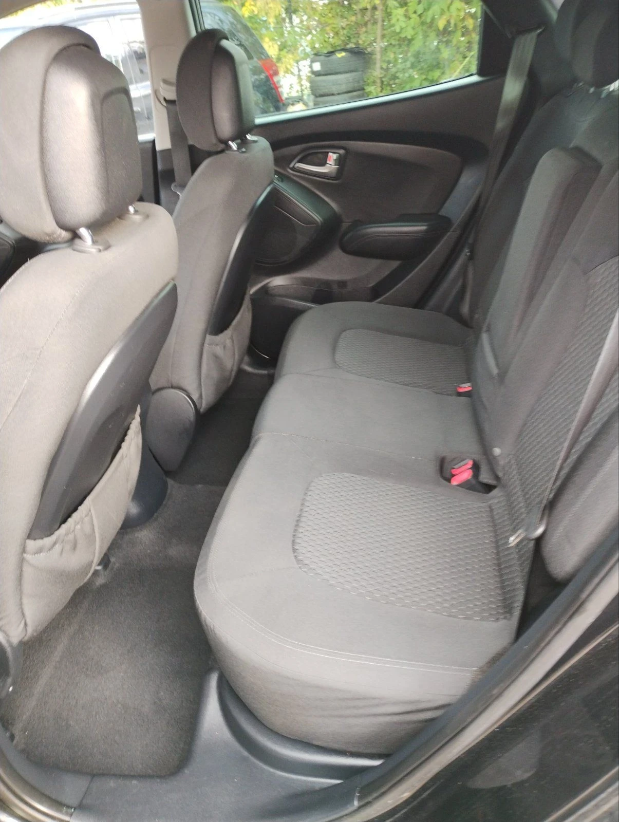 Hyundai IX35 2.0 BENZIN , снимка 13 - Автомобили и джипове - 56154797