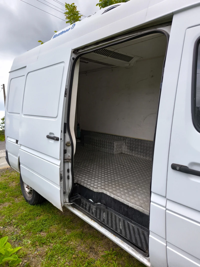 Mercedes-Benz Sprinter 313 Хладилен, снимка 7 - Бусове и автобуси - 45826204