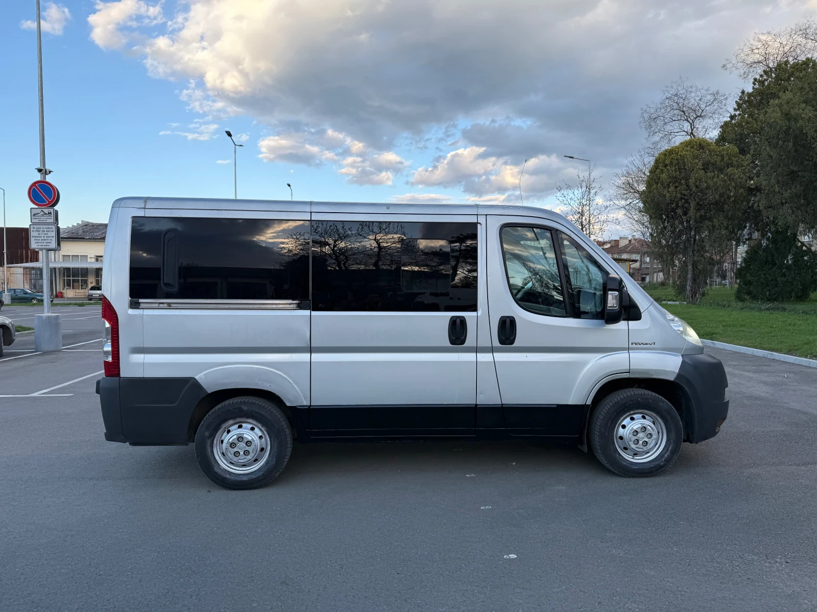 Peugeot Boxer 2.2 дизел, снимка 9 - Бусове и автобуси - 54140994