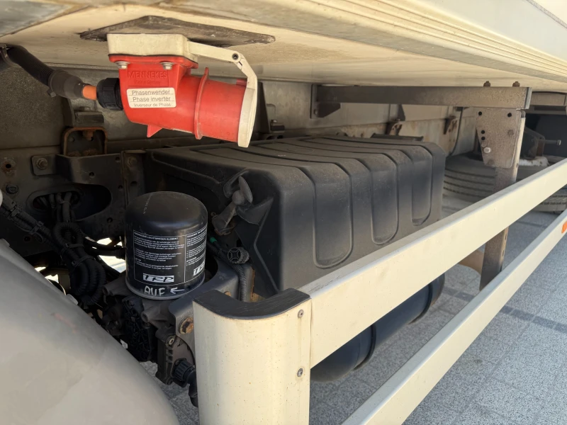 Volvo Fl FLH-290 Хладилен + Клима 7.70м. Euro 5, снимка 5 - Камиони - 50645311