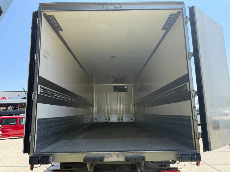 Volvo Fl FLH-290 Хладилен + Клима 7.70м. Euro 5, снимка 16 - Камиони - 50645311