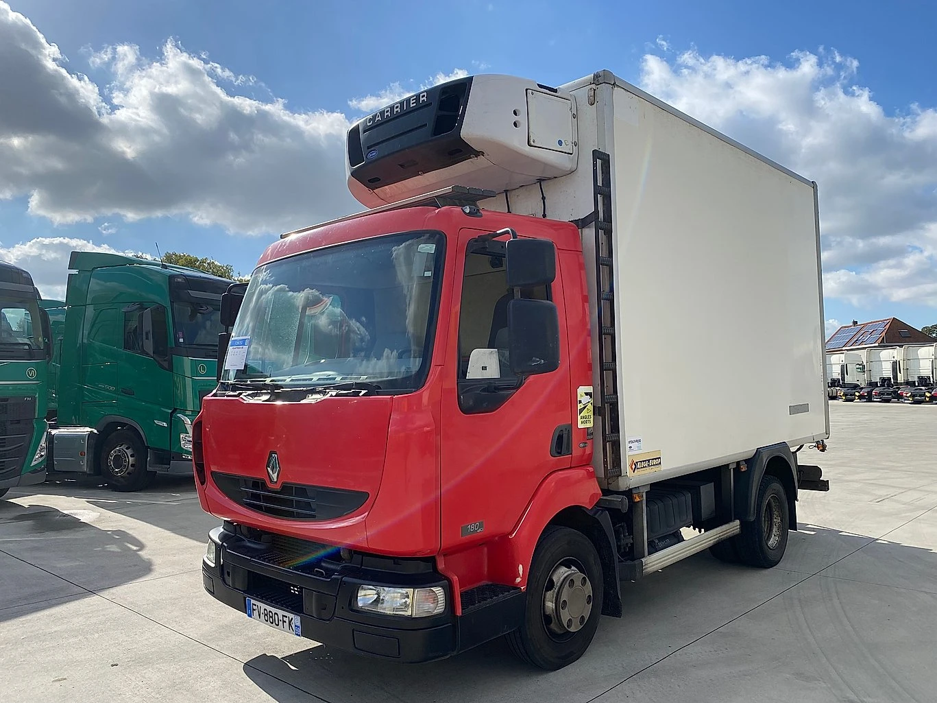 Renault Midlum 180 за трупно месо, снимка 1