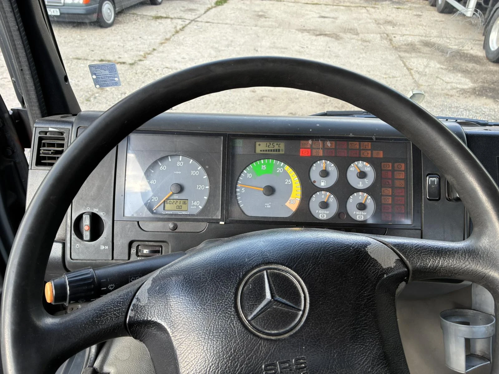 Mercedes-Benz 617 616D - изображение 10