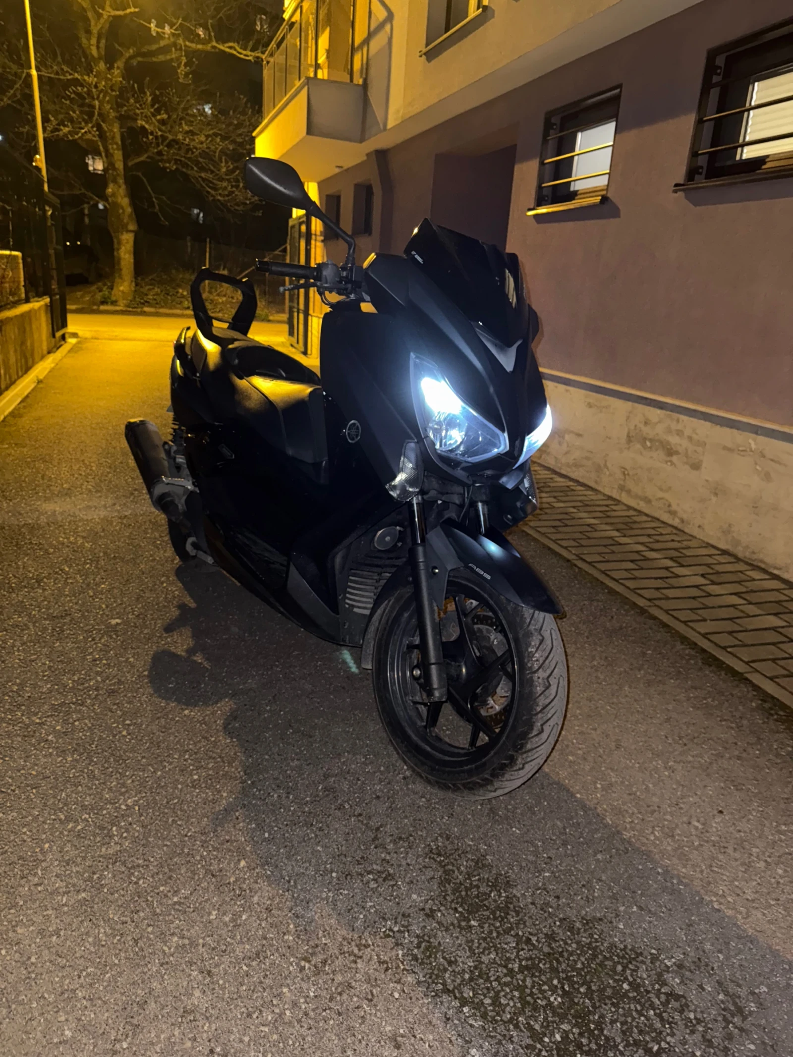 Yamaha X-max