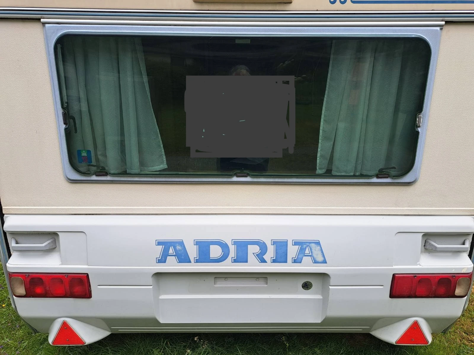 Каравана Adria Unica, снимка 4 - Каравани и кемпери - 55713697