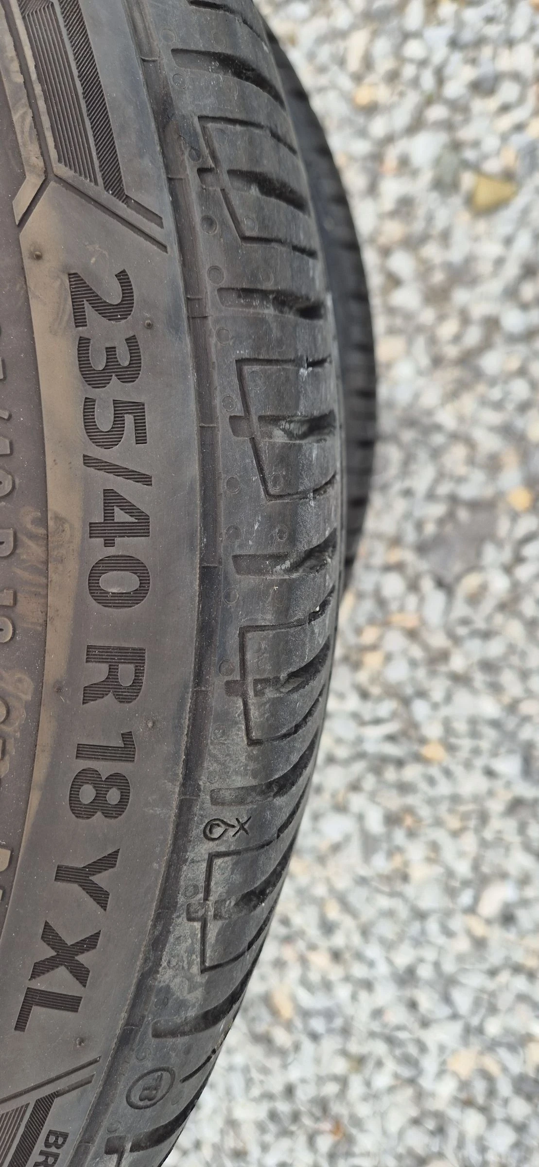    235/40R18 | Mobile.bg   3