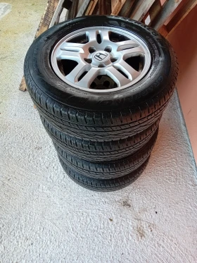 Гуми с джанти General 205/70R15