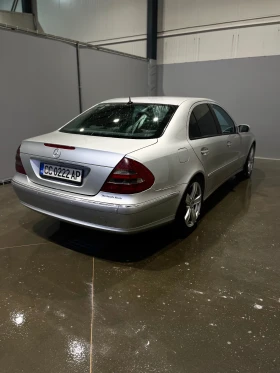 Mercedes-Benz E 220, снимка 6