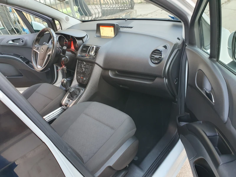 Opel Meriva 1.4i FACELIFT, снимка 12 - Автомобили и джипове - 45806019