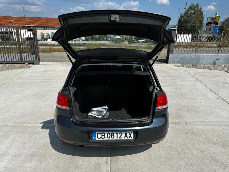 VW Golf 1.6TDI, снимка 6 - Автомобили и джипове - 47048198