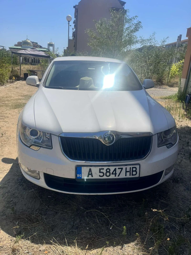 Skoda Superb, снимка 4 - Автомобили и джипове - 47704937