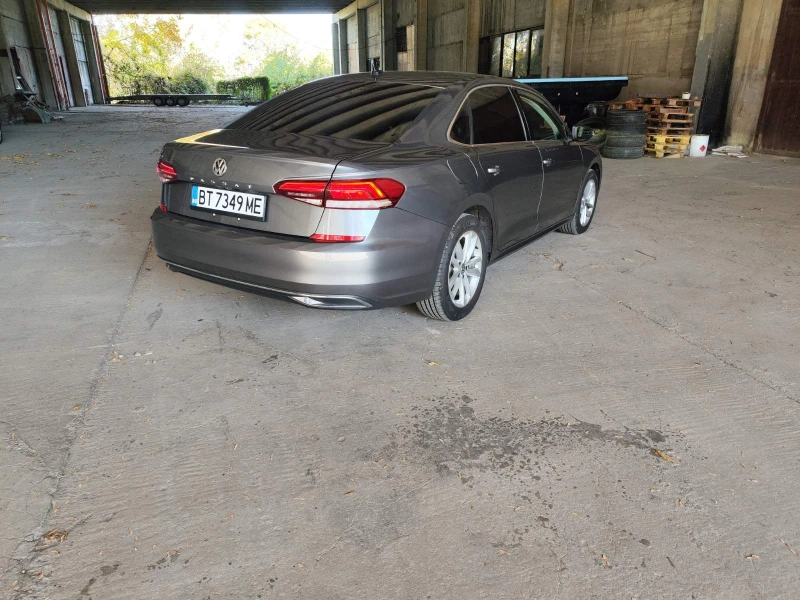 VW Passat Sedan, снимка 4 - Автомобили и джипове - 48300865
