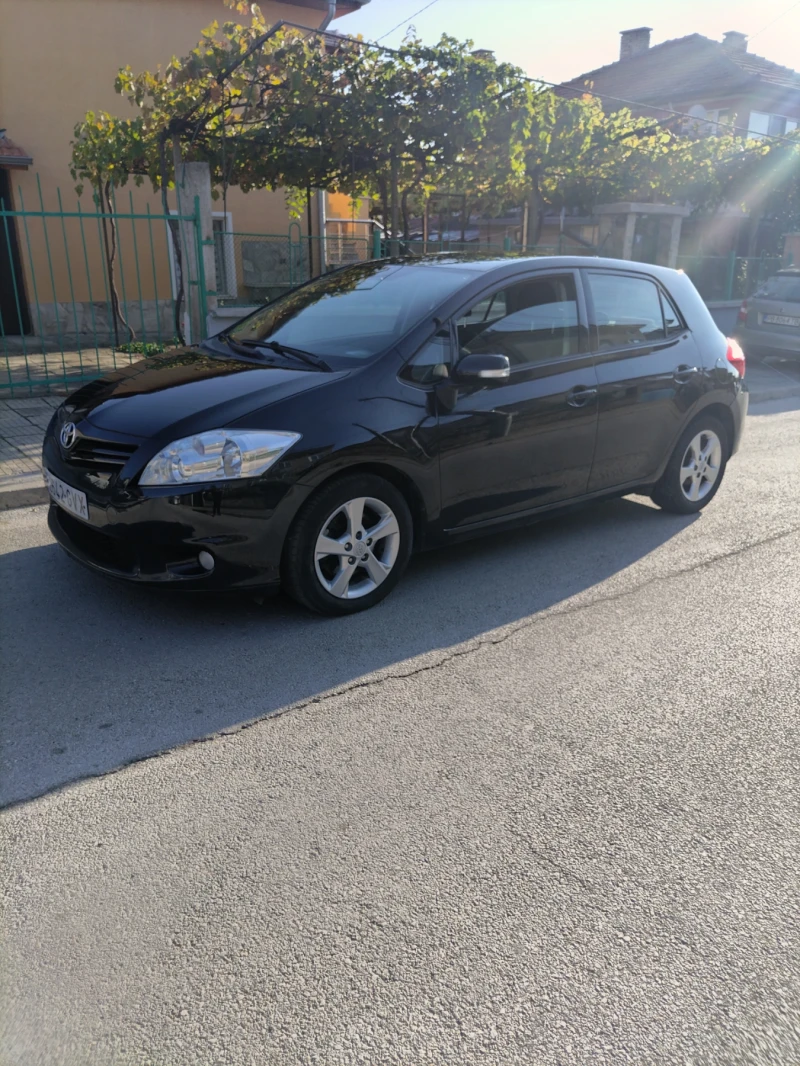 Toyota Auris 2.0 D4D ШЕСТ СКОРОСТИ, снимка 7 - Автомобили и джипове - 48370834