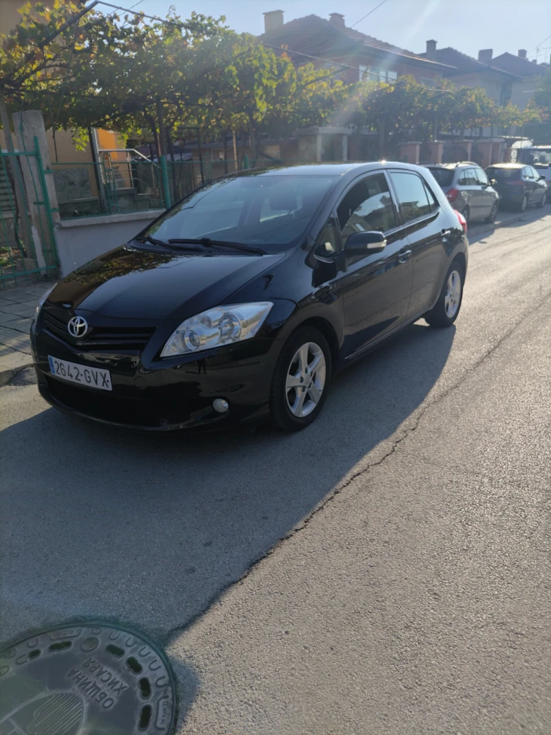 Toyota Auris 2.0 D4D ШЕСТ СКОРОСТИ, снимка 6 - Автомобили и джипове - 48370834