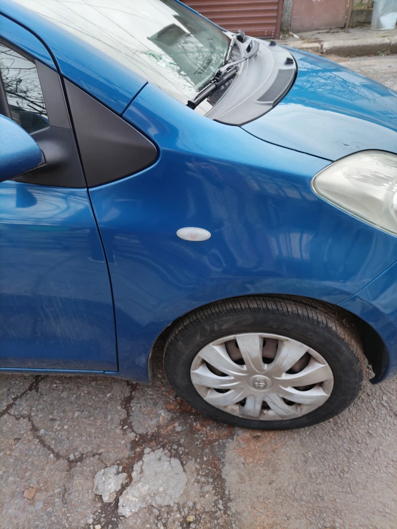 Toyota Yaris, снимка 10 - Автомобили и джипове - 48550100