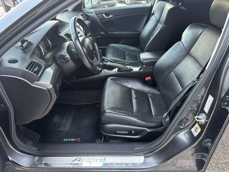 Honda Accord 2.4//EXECUTIVE//FULL EXTRAS//AVTOMAT//YNIKAT, снимка 9 - Автомобили и джипове - 48648333