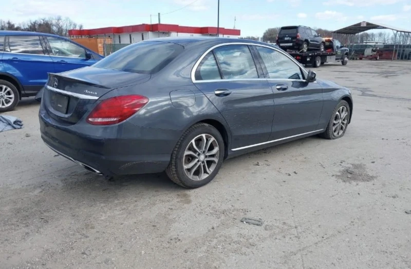 Mercedes-Benz C 300, снимка 6 - Автомобили и джипове - 48960252