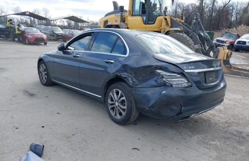 Mercedes-Benz C 300, снимка 7 - Автомобили и джипове - 48960252