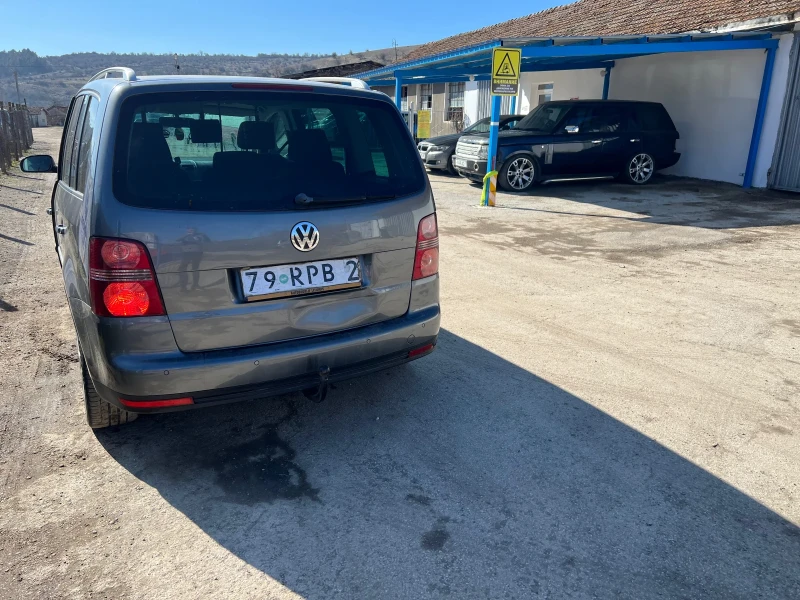 VW Touran 2.0 tdi 170 кс, снимка 7 - Автомобили и джипове - 49624716
