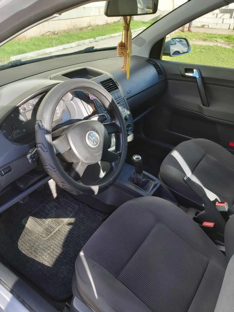 VW Polo, снимка 6 - Автомобили и джипове - 52327736
