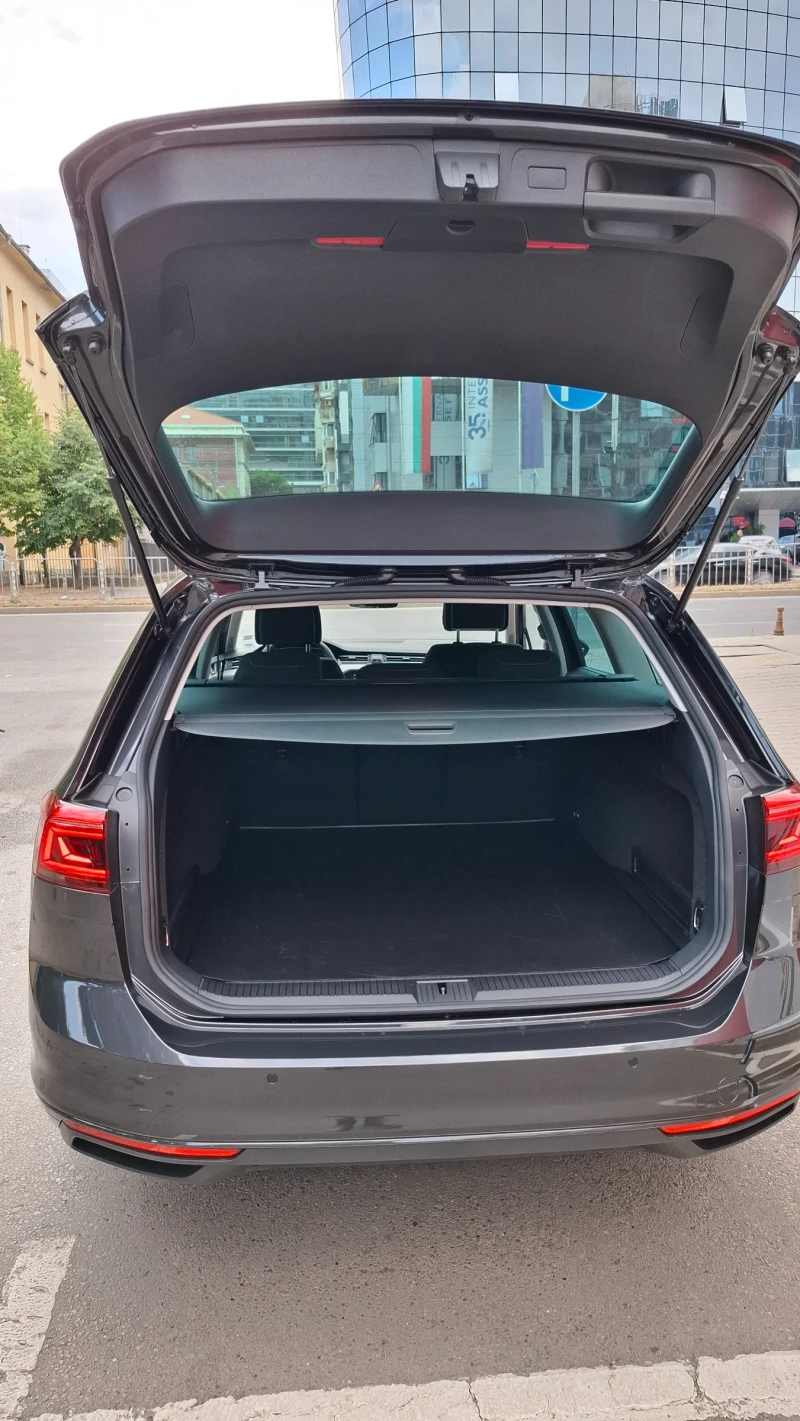 VW Passat 2.0 TDI, снимка 7 - Автомобили и джипове - 52325942