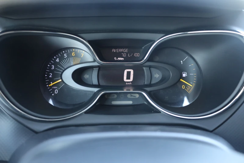 Renault Captur 0.9TCe LPG Еxpression KeyGO Xenon Tempomat #iCarbg, снимка 17 - Автомобили и джипове - 52245623