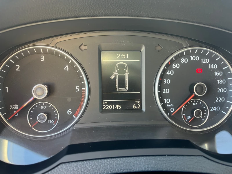 VW Sharan 2.0 TDI 7 места, снимка 6 - Автомобили и джипове - 52420072