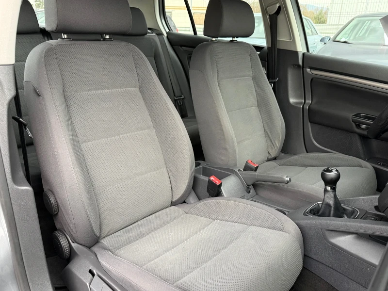 VW Golf 1.9TDI* 105PS* 6Ск, снимка 11 - Автомобили и джипове - 52459692