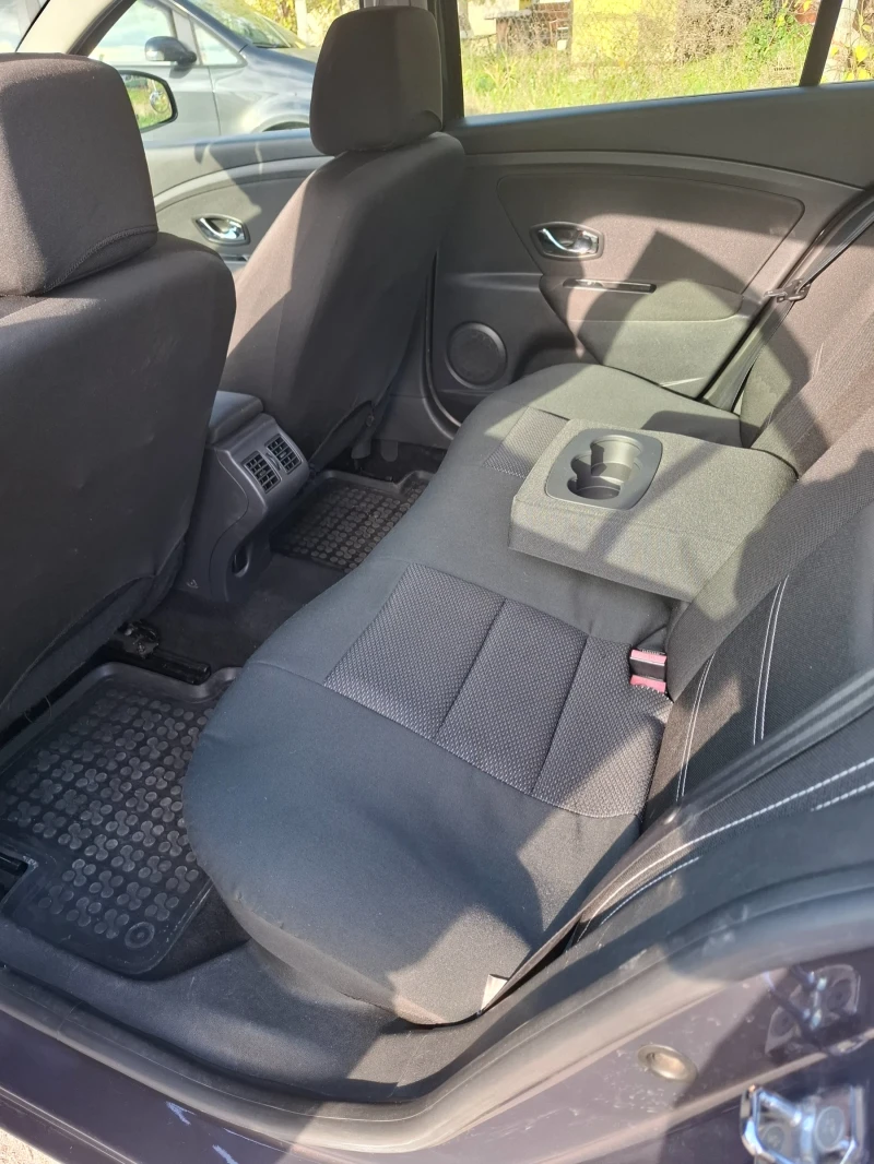 Renault Fluence, снимка 6 - Автомобили и джипове - 52864018