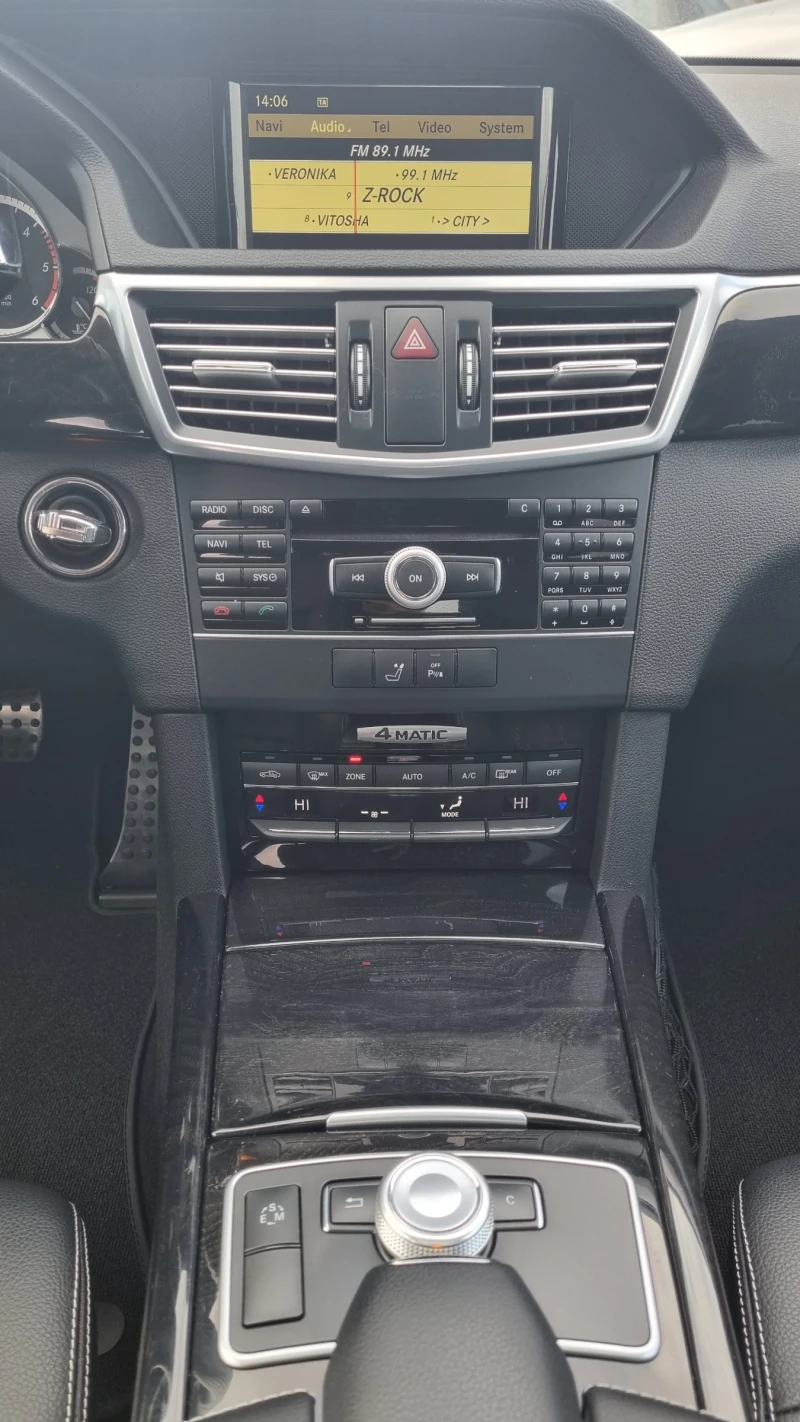 Mercedes-Benz E 350 AMG V6 4Matic Avantgarde, снимка 12 - Автомобили и джипове - 53098086