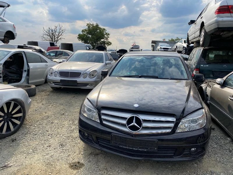 Mercedes-Benz E 320 Редови Двигател, снимка 10 - Автомобили и джипове - 29813675