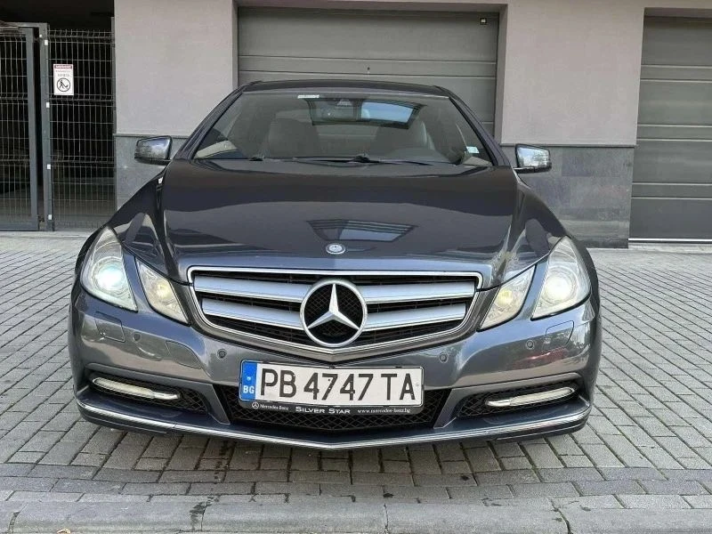 Mercedes-Benz E 220 Blue EFFICIENCY, снимка 1 - Автомобили и джипове - 47832746