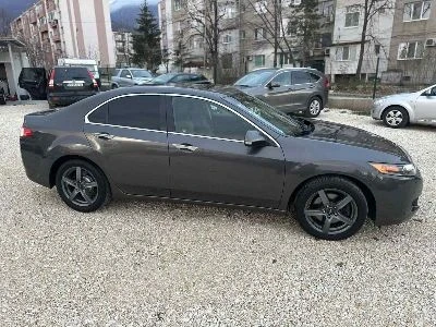 Honda Accord 2.4//EXECUTIVE//FULL EXTRAS//AVTOMAT//YNIKAT, снимка 6 - Автомобили и джипове - 48648333