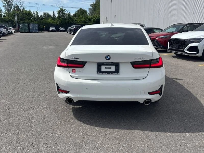 BMW 330 * XDRIVE * ОПЦИЯ ЗА ФИНАНСИРАНЕ, снимка 6 - Автомобили и джипове - 54983113