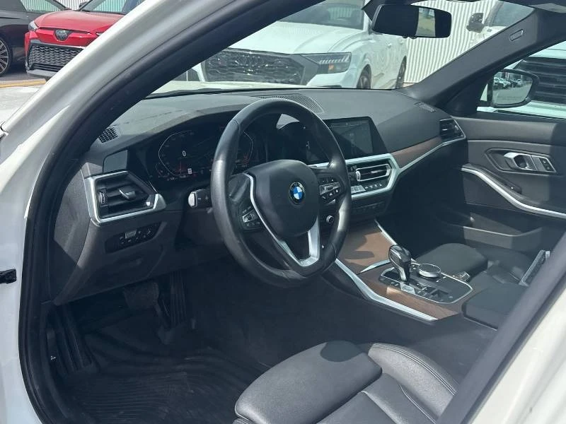 BMW 330 * XDRIVE * ОПЦИЯ ЗА ФИНАНСИРАНЕ, снимка 8 - Автомобили и джипове - 54983113