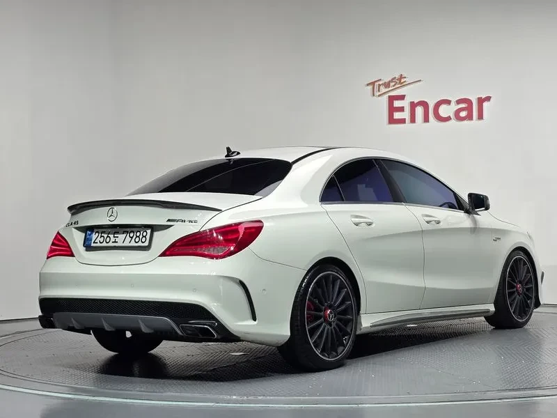 Mercedes-Benz CLA 45 AMG 4Matic, снимка 2 - Автомобили и джипове - 56085074