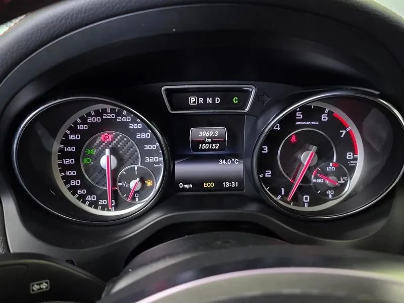 Mercedes-Benz CLA 45 AMG 4Matic, снимка 8 - Автомобили и джипове - 56085074