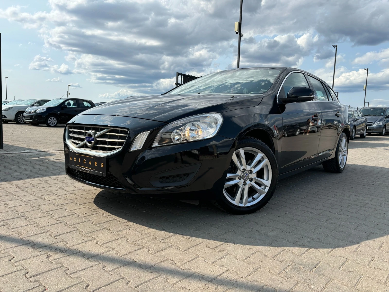 Volvo V60 1.6D AUTOMATIC EURO 5B, снимка 1