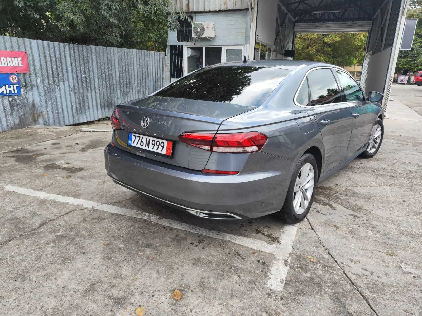 VW Passat Sedan - изображение 3