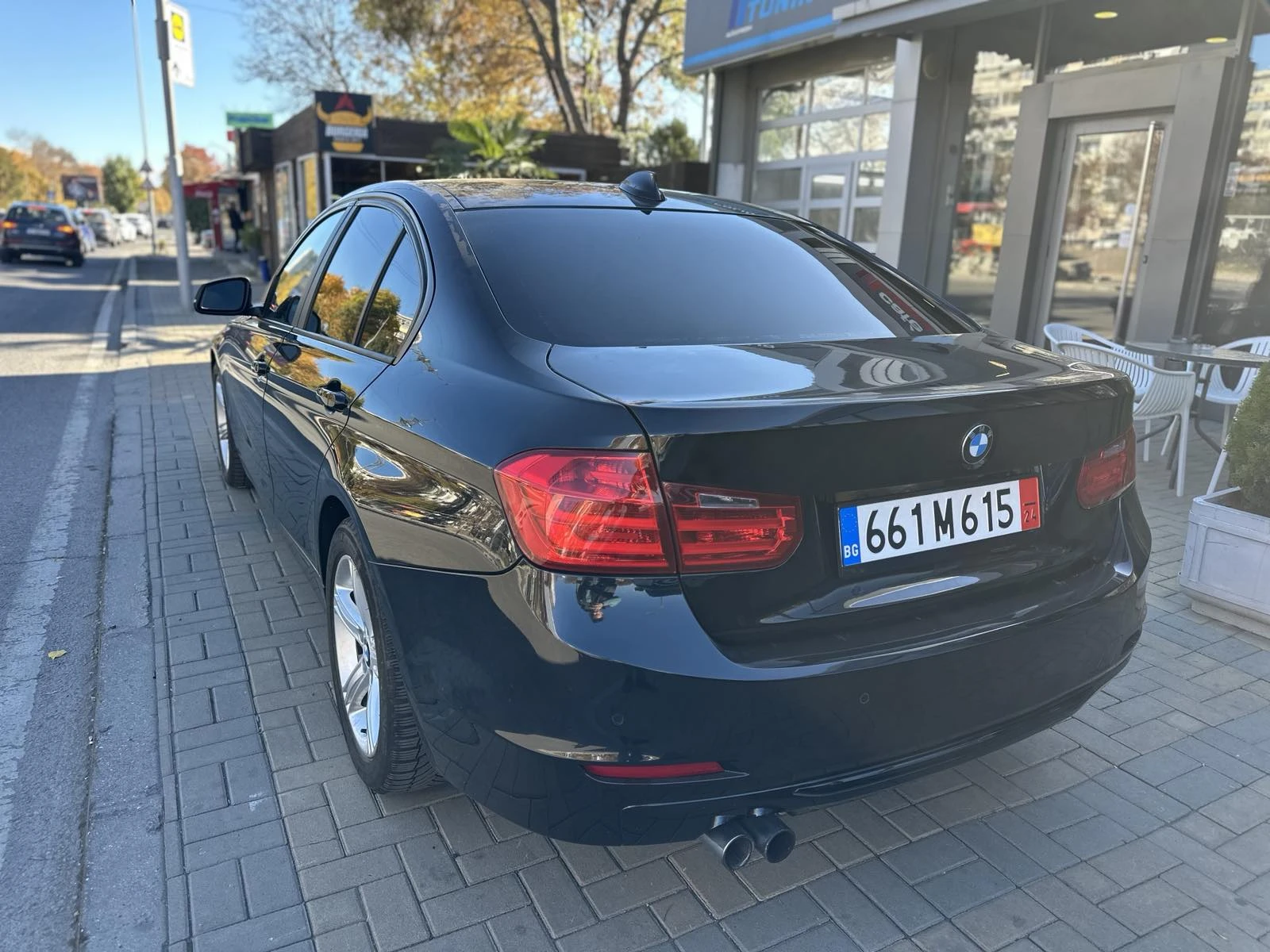 BMW 328 X drive - изображение 4