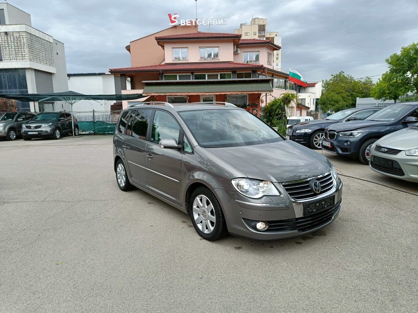 VW Touran 2.0 BARTER 170 - изображение 3