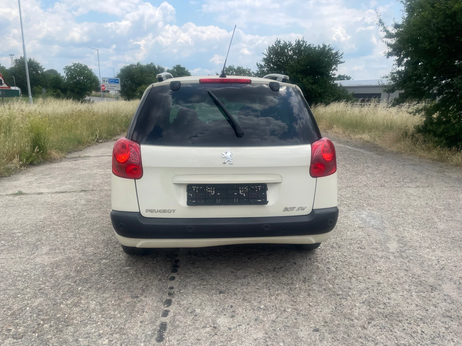 Peugeot 207 1.4i KLIMA PANORAMA - изображение 4