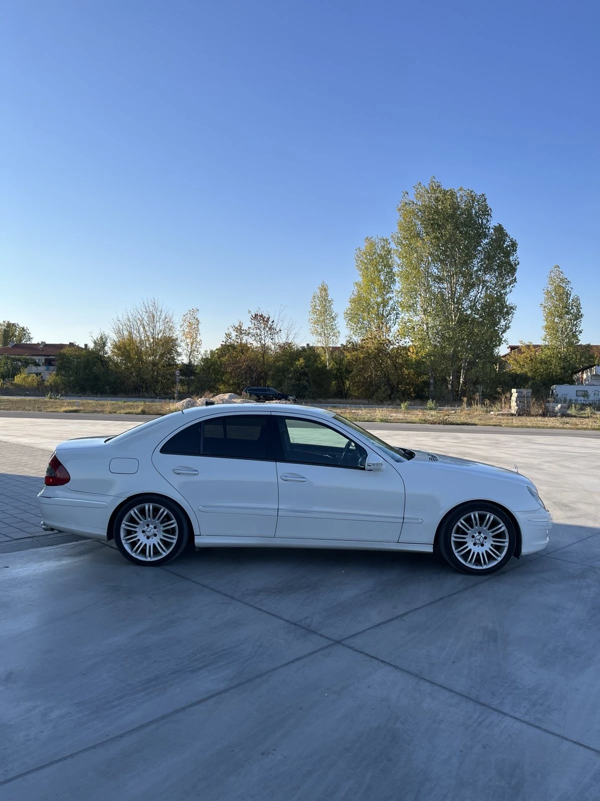 Mercedes-Benz E 200 KOMPRESSOR ELEGANCE HARMAN KARDON - изображение 7