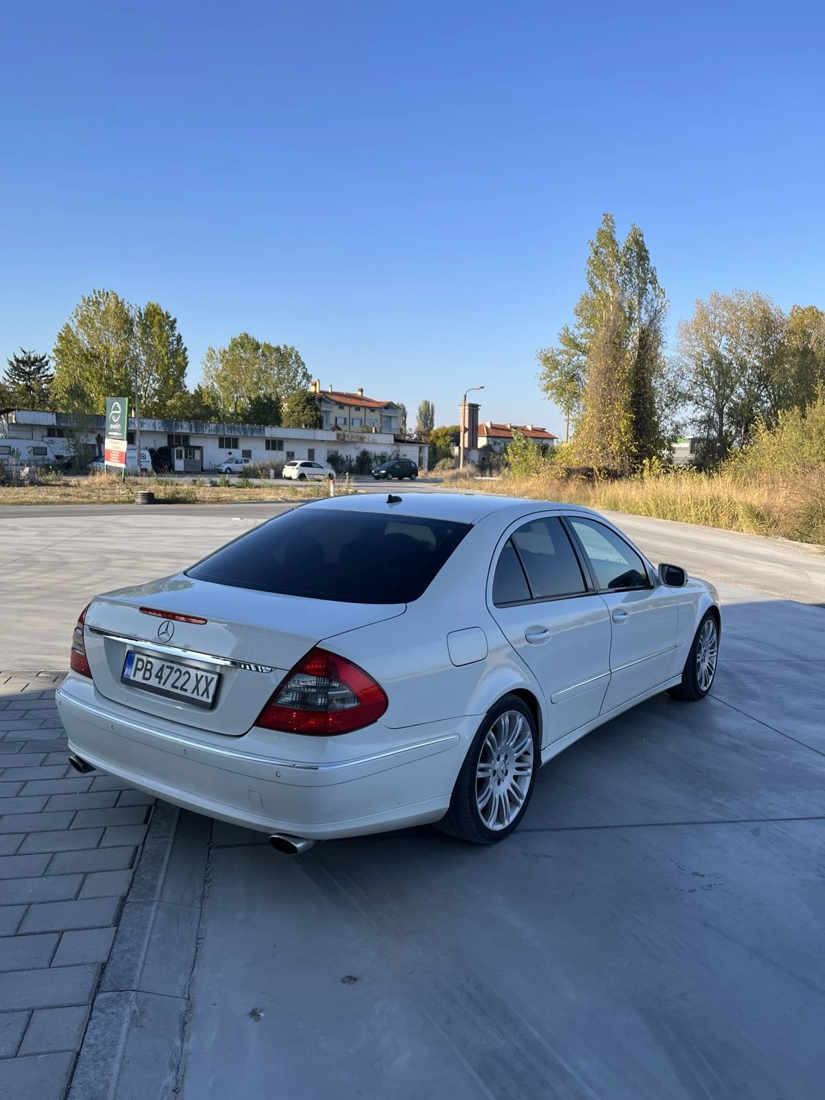 Mercedes-Benz E 200 KOMPRESSOR ELEGANCE HARMAN KARDON - изображение 4