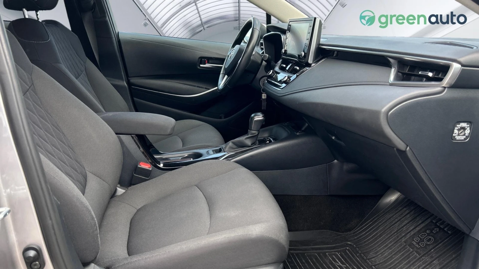 Toyota Corolla 1.5i, Месечна вноска от 455 лв. - изображение 10