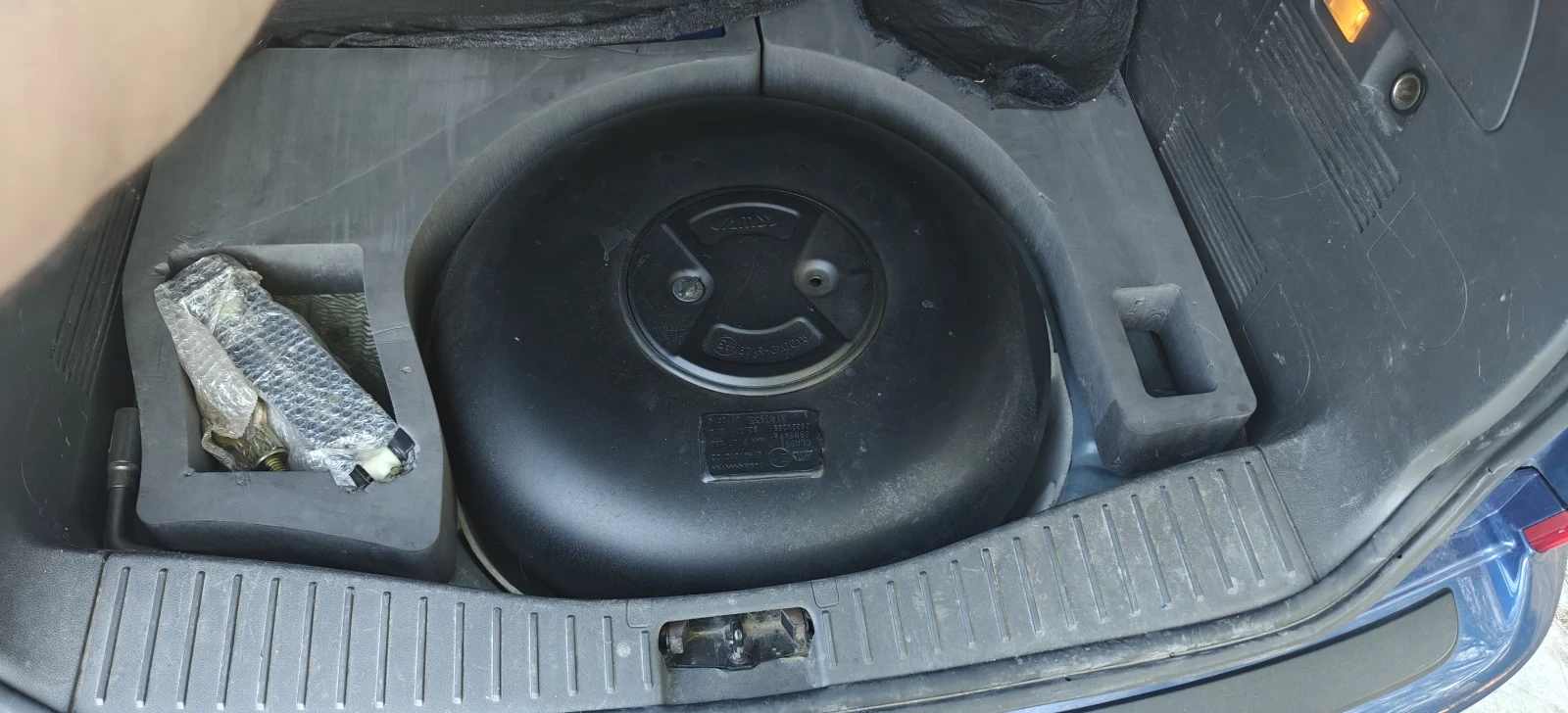 Ford C-max 2.0 Бензин/газ 143 к.с. КЛИМАТРОНИК | Mobile.bg — изображение 12