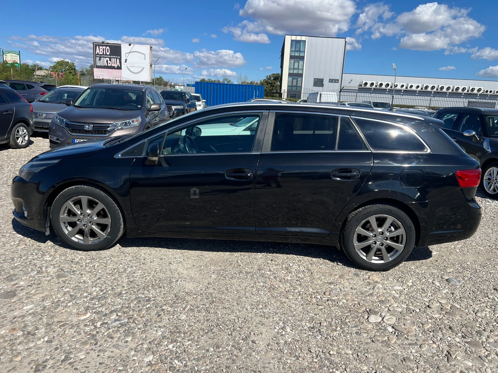 Toyota Avensis 2.0 D4D - изображение 8
