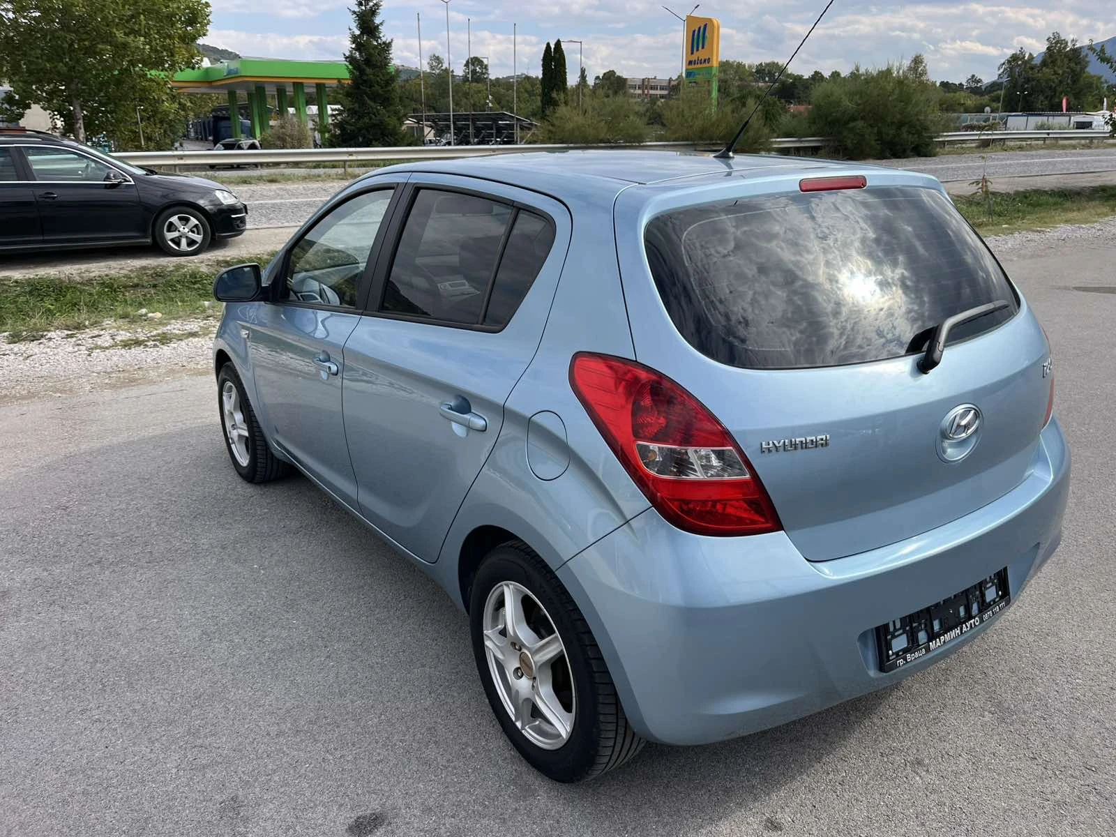 Hyundai I20 1.3I 78кс 117 000км КЛИМАТИК ПЕРФЕКТЕН АВТОМОБИЛ - изображение 5