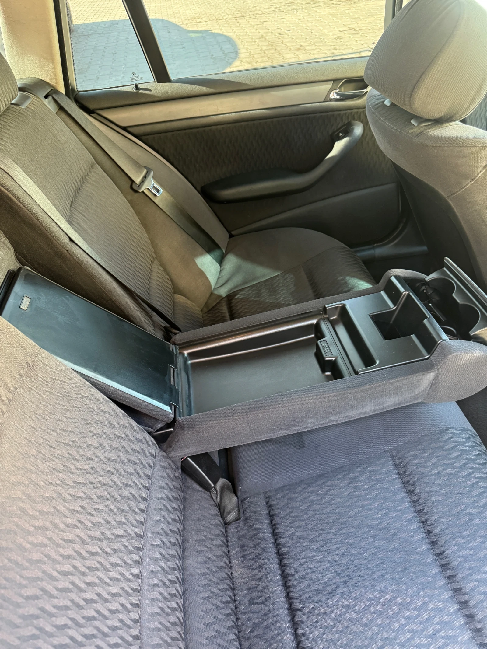 BMW 320  - изображение 8