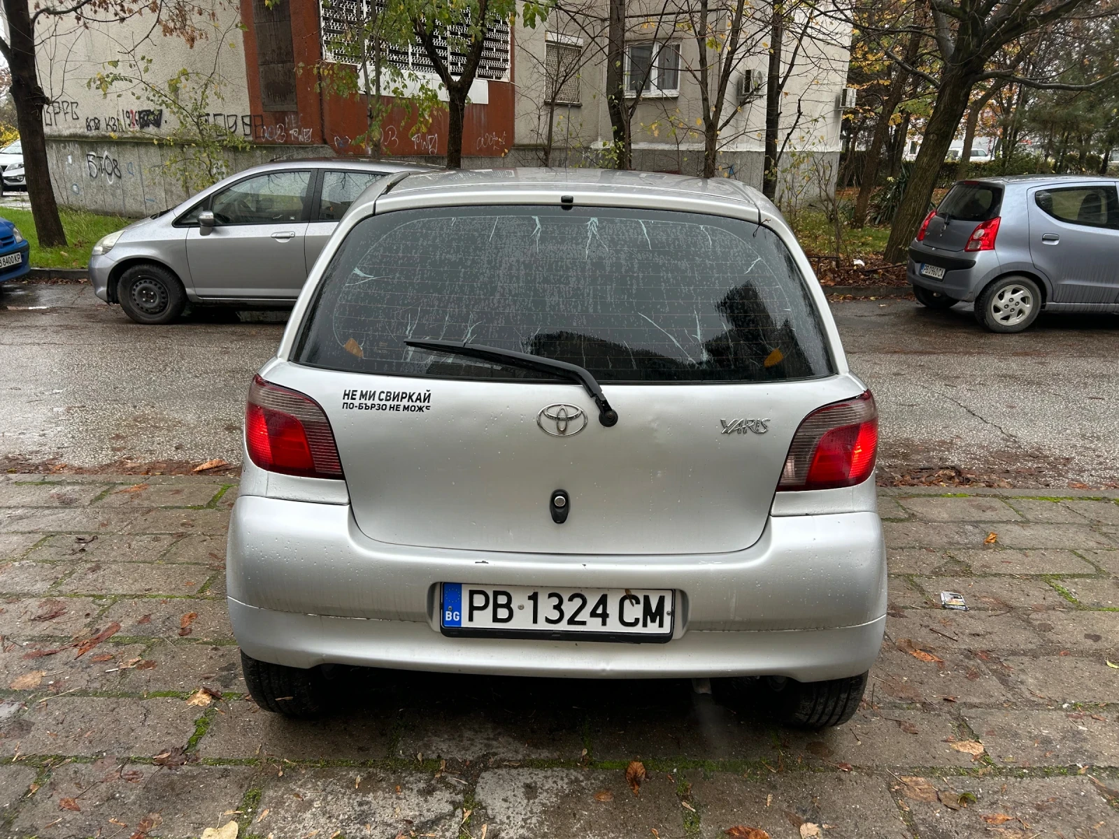 Toyota Yaris 1.0VVTI - изображение 2